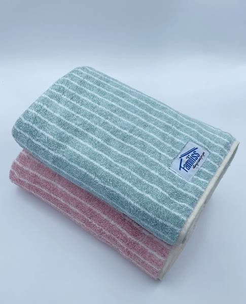 Micro Fiber Kid Towel (Stripe Design) 儿 童毛巾（图案：条 纹）